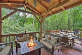 Peaceful Rocky Creek Cabin with Hot Tub and Views!